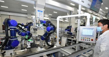 福建海峽星云智能制造基地交付首臺(tái)國(guó)產(chǎn)化芯片整機(jī)，信息科技產(chǎn)業(yè)迎來(lái)新突破